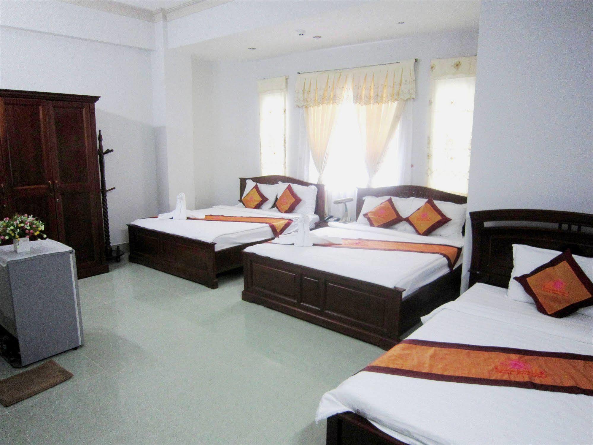 Thanh Hong Hotel Ho Chi Minh City Bagian luar foto