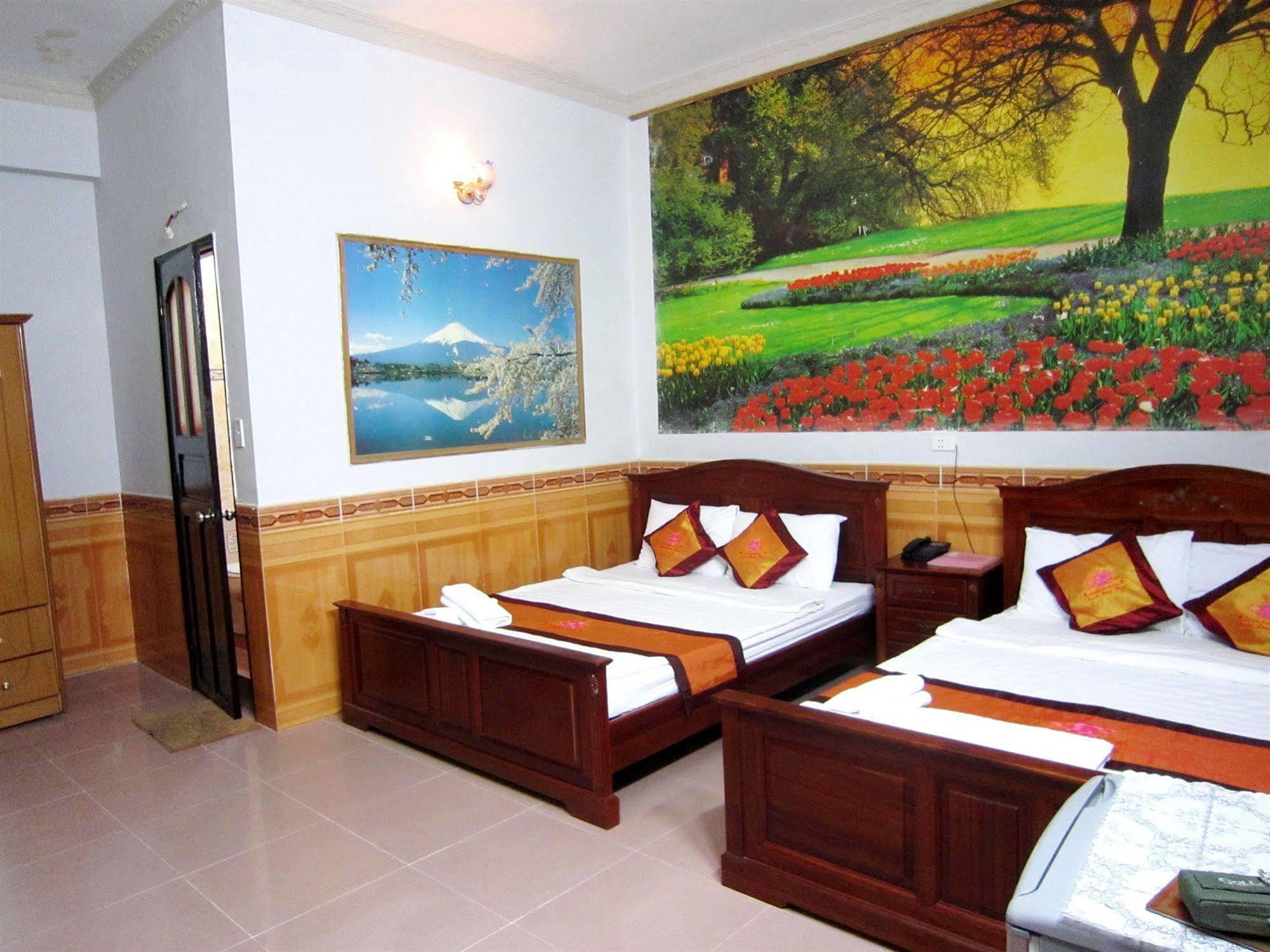 Thanh Hong Hotel Ho Chi Minh City Bagian luar foto