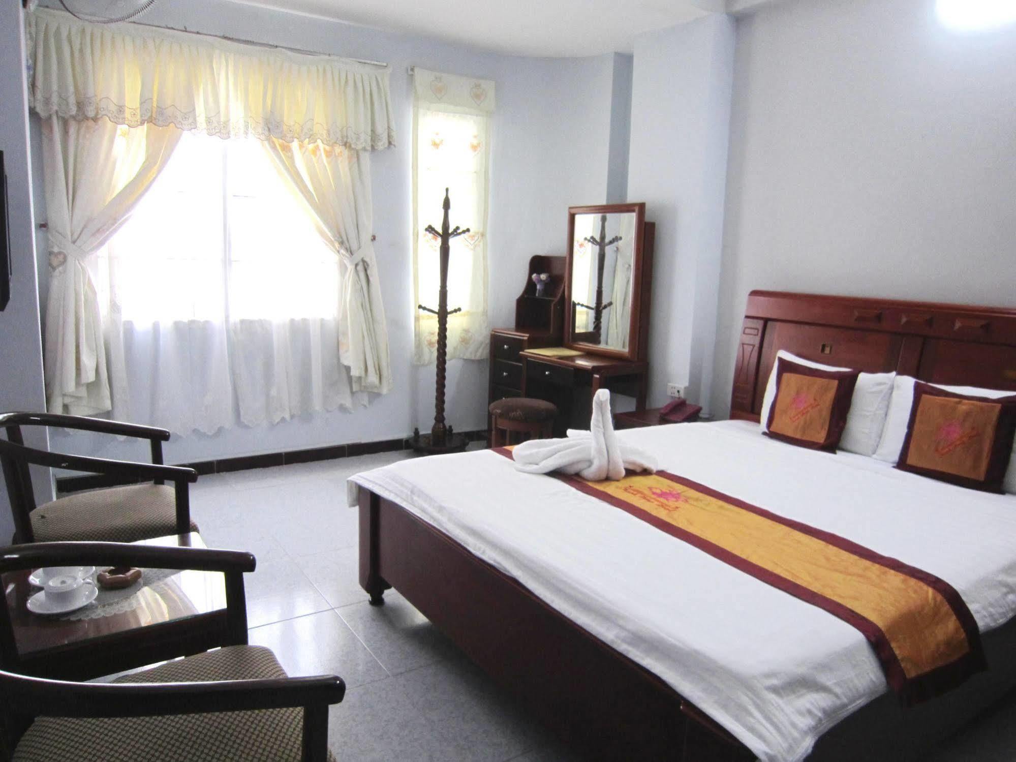 Thanh Hong Hotel Ho Chi Minh City Bagian luar foto
